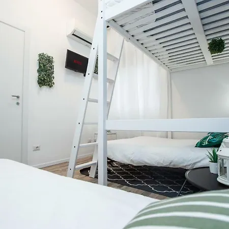 Mamiani 6 Apartmán